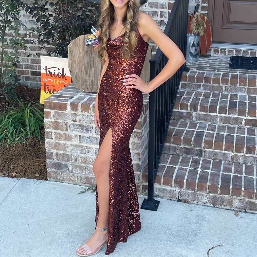 Formal Dress worn once - Picture 1 of 2